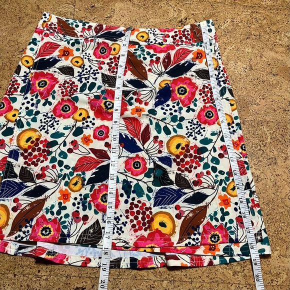 Rip Skirt Hawaii Cover Up Activewear Floral Wrap Skirt Length 2 in Size Small - Picture 8 of 11